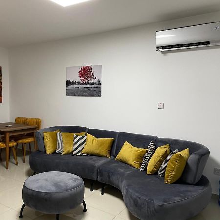 Appartamento Girne Merkez Cozy 2+1 Daire Wifi +Netflix Esterno foto