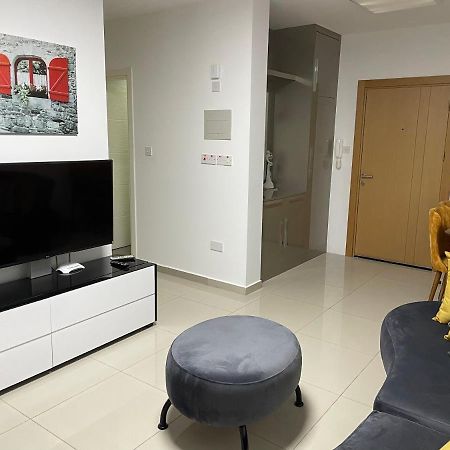 Appartamento Girne Merkez Cozy 2+1 Daire Wifi +Netflix Esterno foto