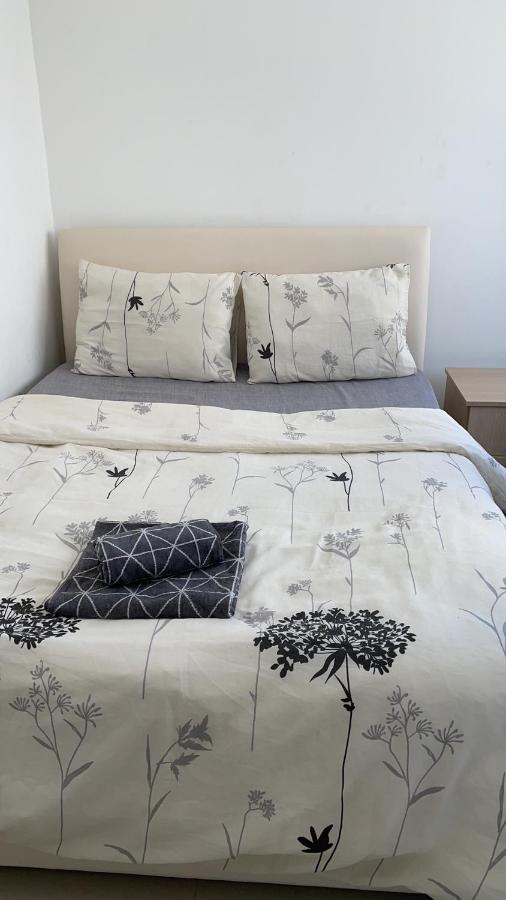 Appartamento Girne Merkez Cozy 2+1 Daire Wifi +Netflix Esterno foto
