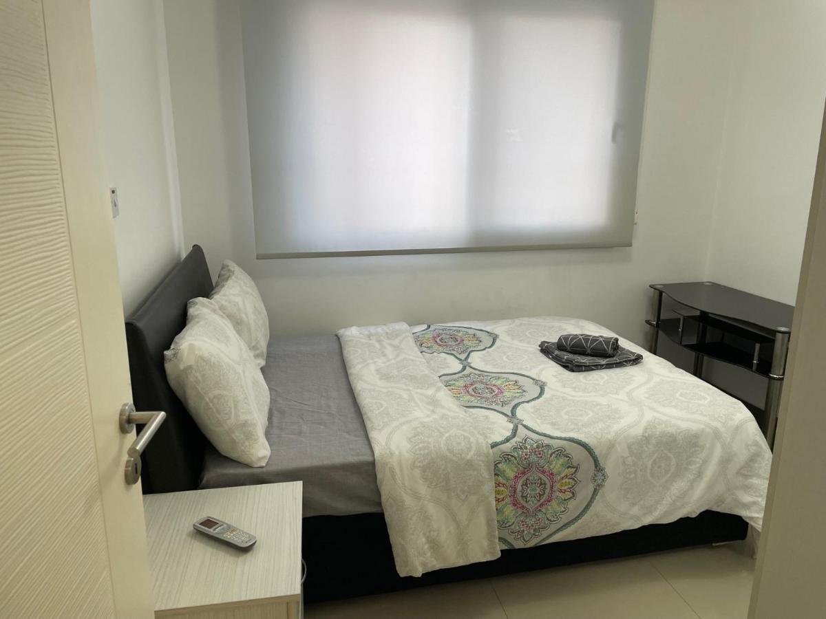Appartamento Girne Merkez Cozy 2+1 Daire Wifi +Netflix Esterno foto