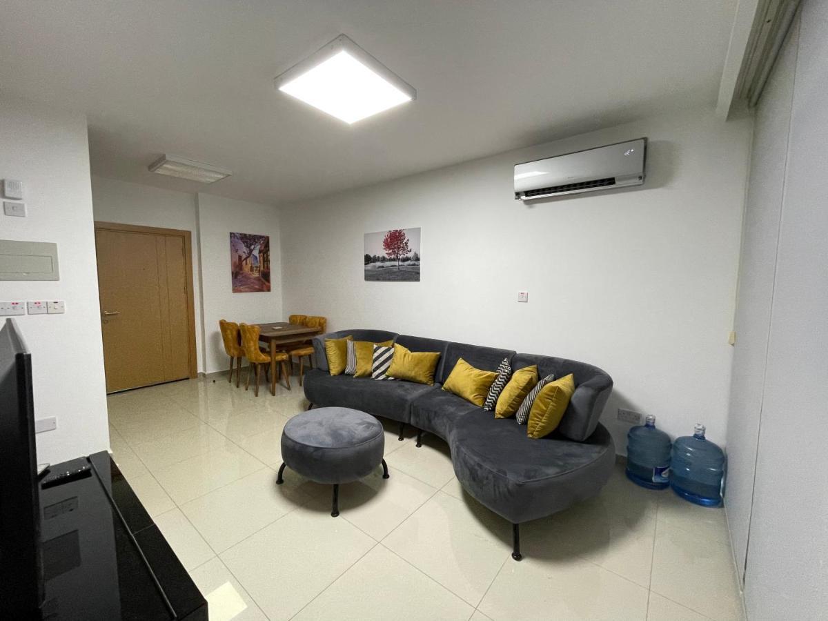 Appartamento Girne Merkez Cozy 2+1 Daire Wifi +Netflix Esterno foto